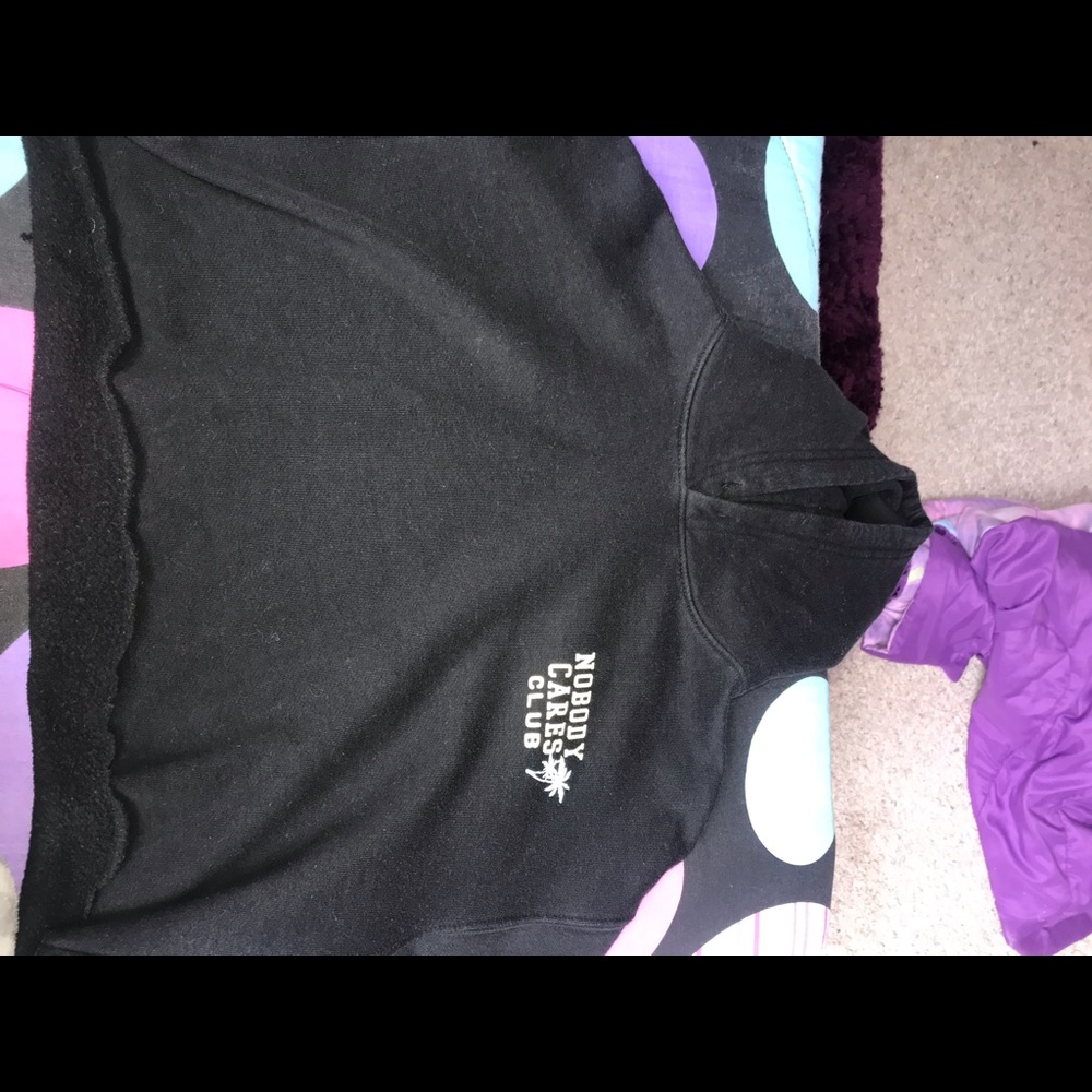 Cropped hoodie